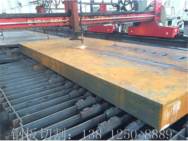 q345b钢板切割大型牌坊件