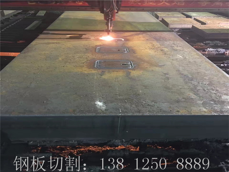 A3钢板切割大型牌坊件
